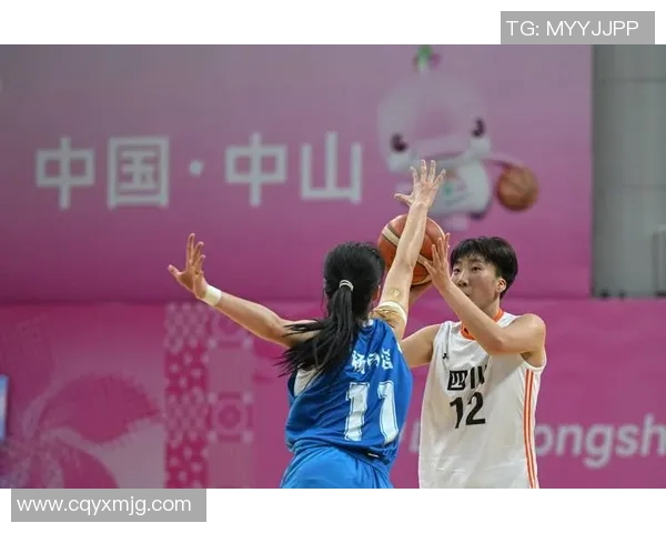 成都篮球队灵活性探讨：如何在战术与球员适应性上实现突破与创新